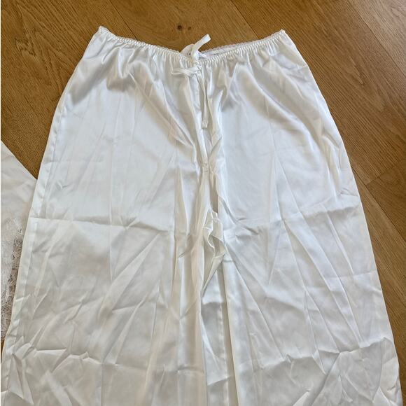 Kat The Label PJ Set Satin Cami and Pants Olivia Size M Ivory White - Picture 3 of 7